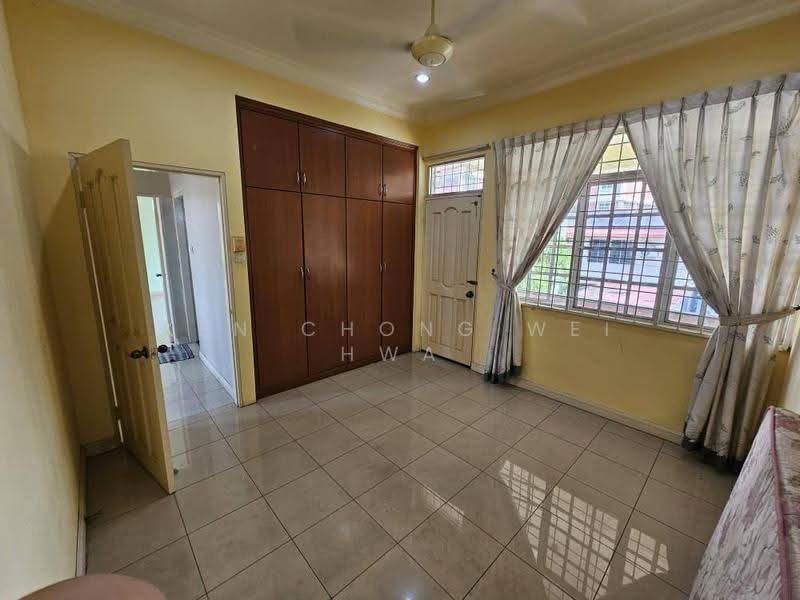 Rumah Berkembar untuk Dijual di Kota Kinabalu (Sabah) - KEN CHONG WEI HWA - Bedroom - PropertyGuru.com.my