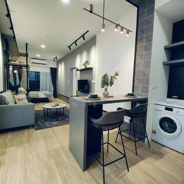 Kediaman Servis untuk Dijual di LikasVue - Junnie Kok - Living Room - PropertyGuru.com.my