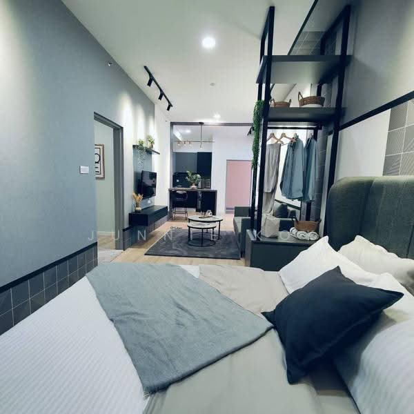 Kediaman Servis untuk Dijual di LikasVue - Junnie Kok - Bedroom - PropertyGuru.com.my