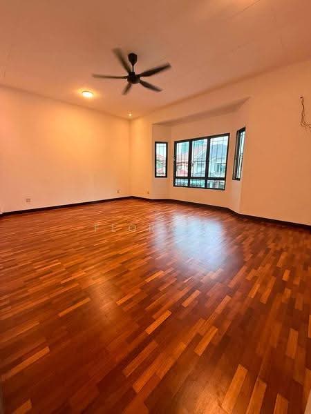 Rumah Berkembar untuk Dijual di Taman Yarl (Jalan Klang Lama (Old Klang Road)) - Flora T - PropertyGuru.com.my