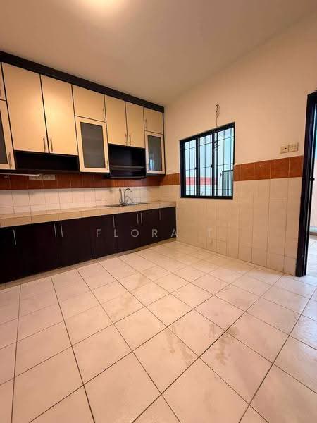 Rumah Berkembar untuk Dijual di Taman Yarl (Jalan Klang Lama (Old Klang Road)) - Flora T - PropertyGuru.com.my