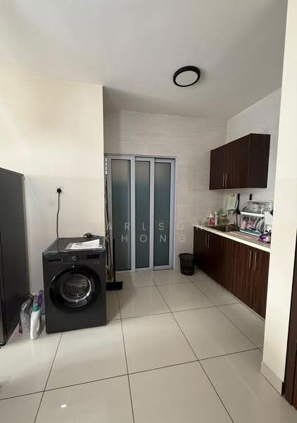 Pangsapuri untuk Dijual di Koi Kinrara - Carlson Khong - Kitchen - PropertyGuru.com.my