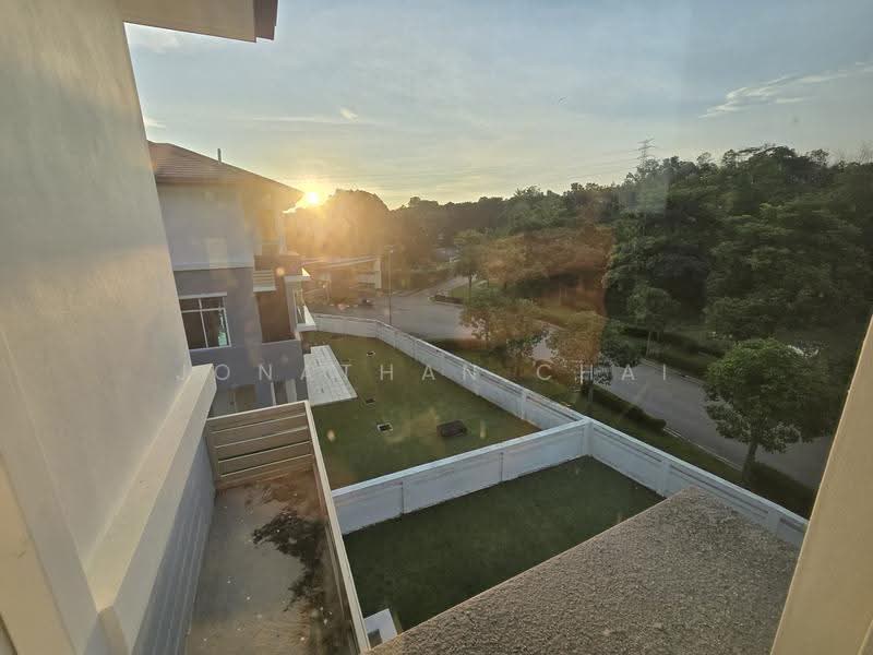Bungalow House for Sale in Amverton Hills (Sungai Buloh) - Jonathan Chai - Exterior - PropertyGuru.com.my