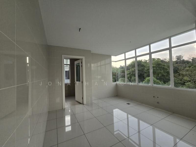 Bungalow House for Sale in Amverton Hills (Sungai Buloh) - Jonathan Chai - Interior - PropertyGuru.com.my