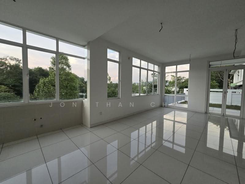 Bungalow House for Sale in Amverton Hills (Sungai Buloh) - Jonathan Chai - PropertyGuru.com.my