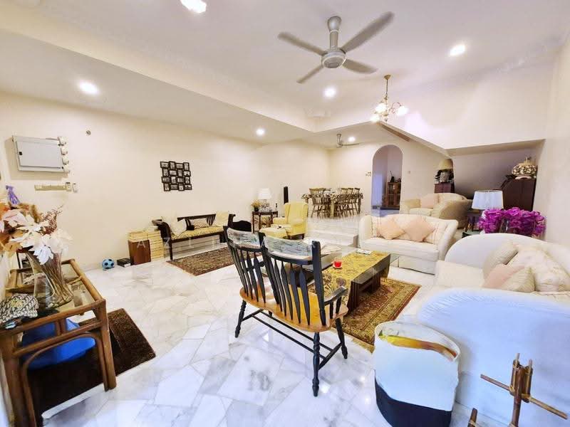 2-storey Terraced House for Sale in Taman Tun Dr Ismail (Kuala Lumpur) - Razlina Razali - Living Room - PropertyGuru.com.my