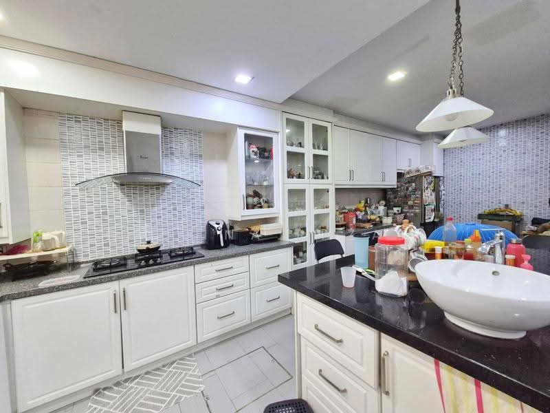 2-storey Terraced House for Sale in Taman Tun Dr Ismail (Kuala Lumpur) - Razlina Razali - Kitchen - PropertyGuru.com.my