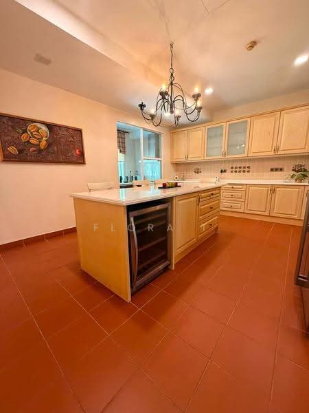 Rumah Teres 2.5-Tingkat untuk Dijual di USJ Heights (Subang Jaya) - Flora T - PropertyGuru.com.my