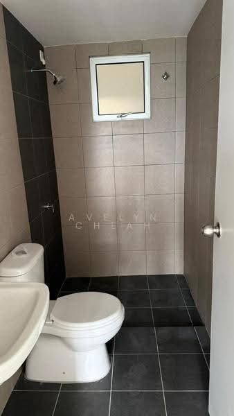 Kondominium untuk Disewa di Residensi Dutamas Dahlia - Avelyn Cheah - Bathroom - PropertyGuru.com.my