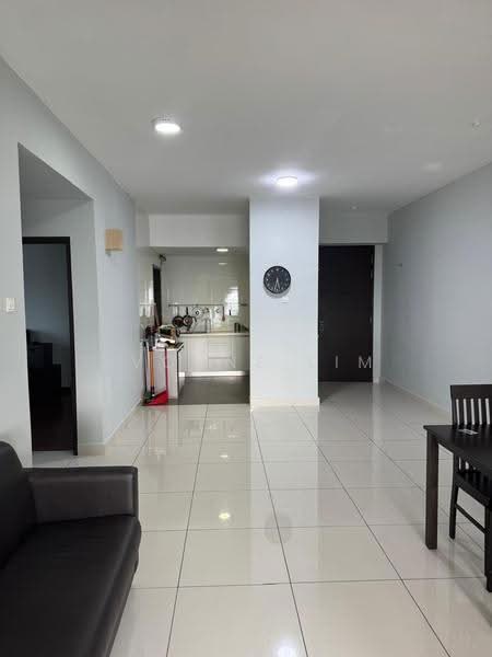 Kediaman Servis untuk Disewa di Molek Pulai - Yvonne Lim - Living Room - PropertyGuru.com.my