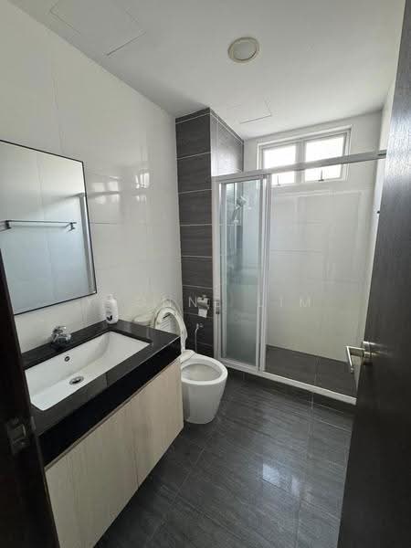 Kediaman Servis untuk Disewa di Molek Pulai - Yvonne Lim - Bathroom - PropertyGuru.com.my