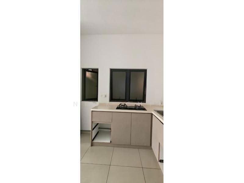 Kediaman Servis untuk Disewa di B11 Parkland Residence - Nick Chin - Kitchen - PropertyGuru.com.my