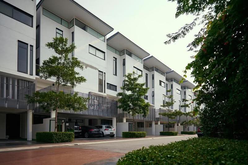 Rumah Teres 2.5-Tingkat untuk Dijual di The Mansions (Desa Parkcity) - SY YAP - Exterior - PropertyGuru.com.my