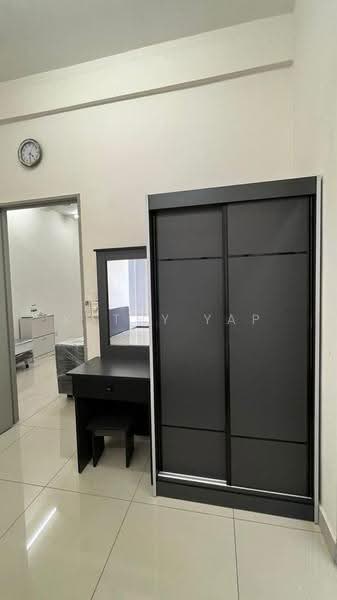 Kediaman Servis untuk Dijual di Ayuman Suites - Kathy Yap - Bedroom - PropertyGuru.com.my