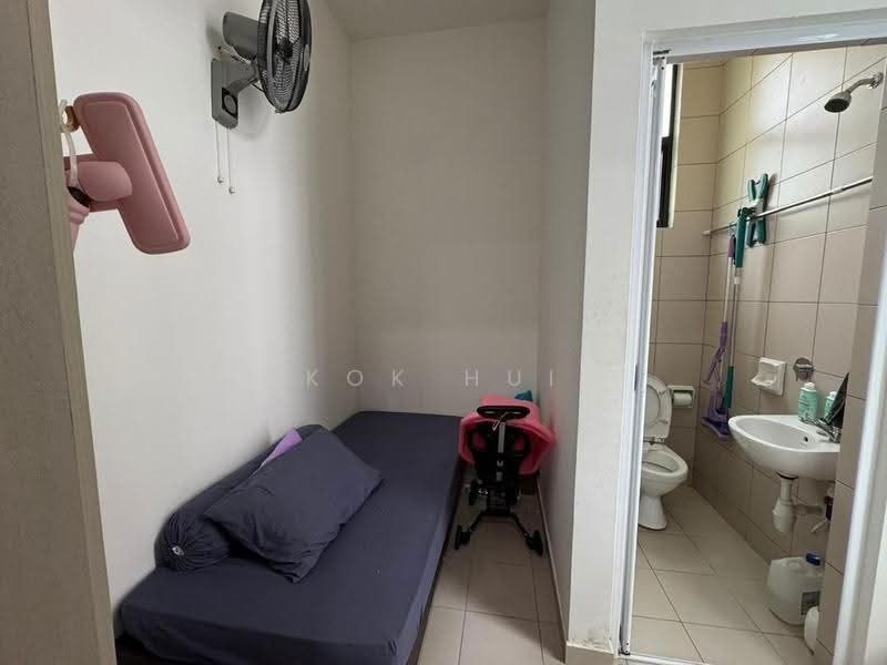 Bungalow House for Sale in Senibong (Permas Jaya) - Kok Hui - Bedroom - PropertyGuru.com.my