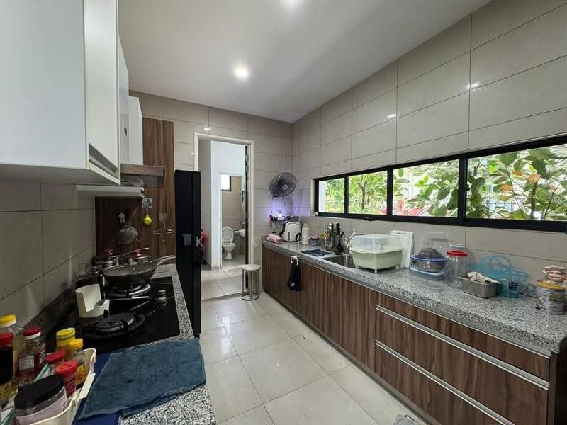 Bungalow House for Sale in Senibong (Permas Jaya) - Kok Hui - Kitchen - PropertyGuru.com.my