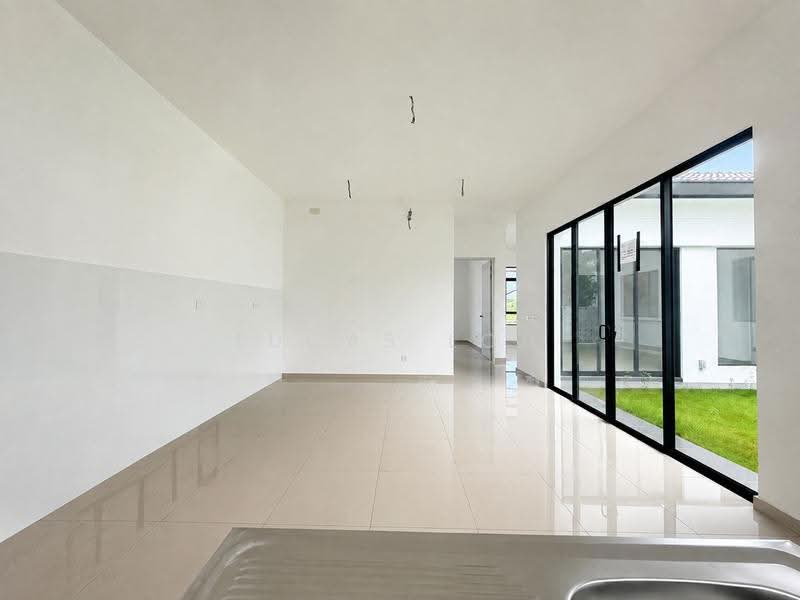 1-storey Terraced House for Sale in Shah Alam (Selangor) - Lucas Loh - Living Room - PropertyGuru.com.my