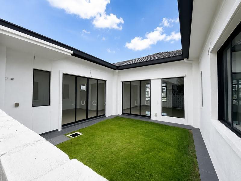 1-storey Terraced House for Sale in Shah Alam (Selangor) - Lucas Loh - Exterior - PropertyGuru.com.my