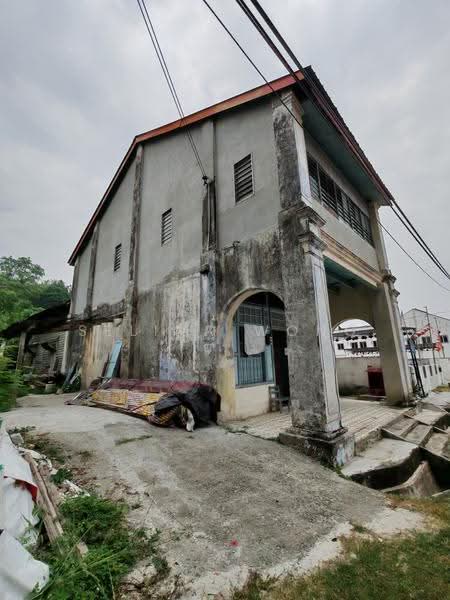 Shop for Sale in Taman Lahat Indah (Lahat) - Selina Wong - Exterior - PropertyGuru.com.my