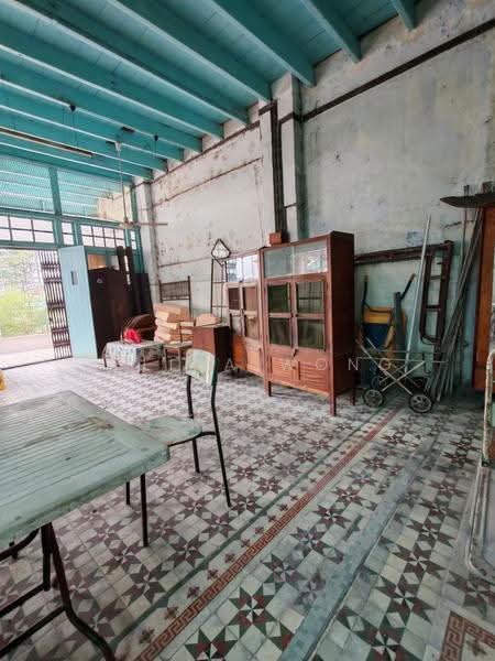 Shop for Sale in Taman Lahat Indah (Lahat) - Selina Wong - Interior - PropertyGuru.com.my