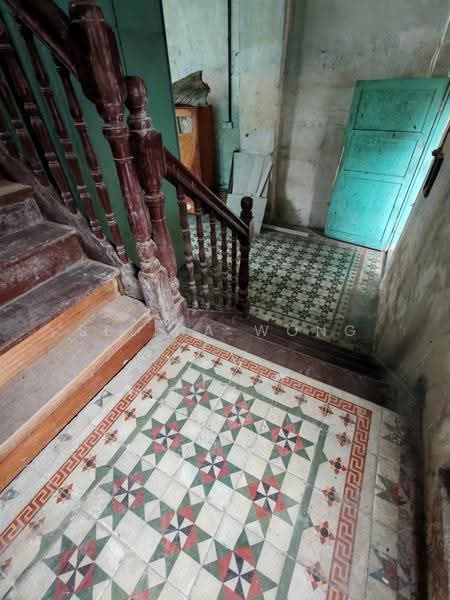 Shop for Sale in Taman Lahat Indah (Lahat) - Selina Wong - Interior - PropertyGuru.com.my