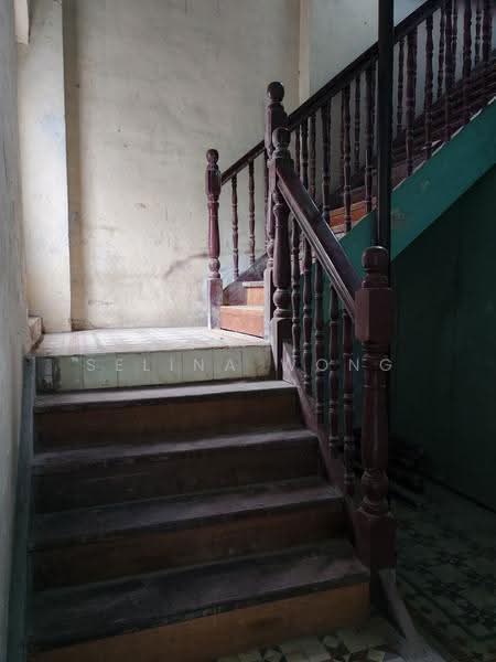Shop for Sale in Taman Lahat Indah (Lahat) - Selina Wong - Interior - PropertyGuru.com.my