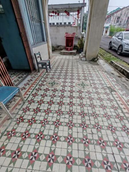 Shop for Sale in Taman Lahat Indah (Lahat) - Selina Wong - Exterior - PropertyGuru.com.my