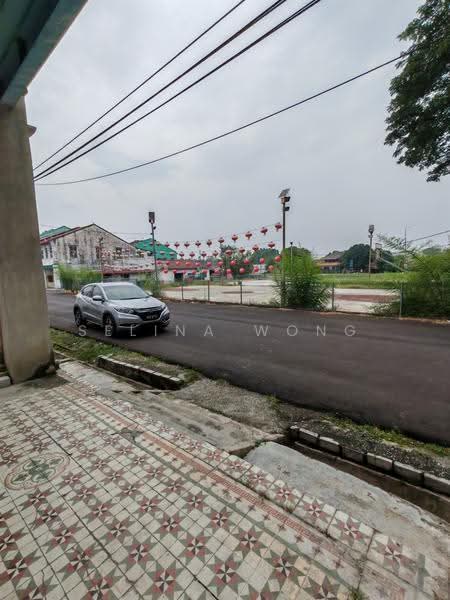 Shop for Sale in Taman Lahat Indah (Lahat) - Selina Wong - Exterior - PropertyGuru.com.my