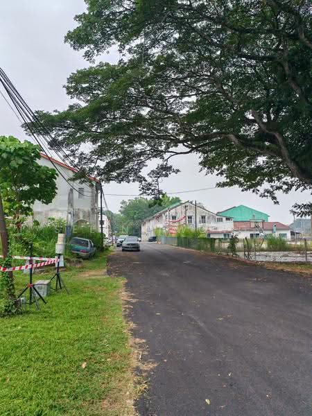 Shop for Sale in Taman Lahat Indah (Lahat) - Selina Wong - Exterior - PropertyGuru.com.my