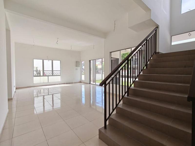 Semi-Detached House for Sale in Meru (Klang) - Alexis Lim - Living Room - PropertyGuru.com.my