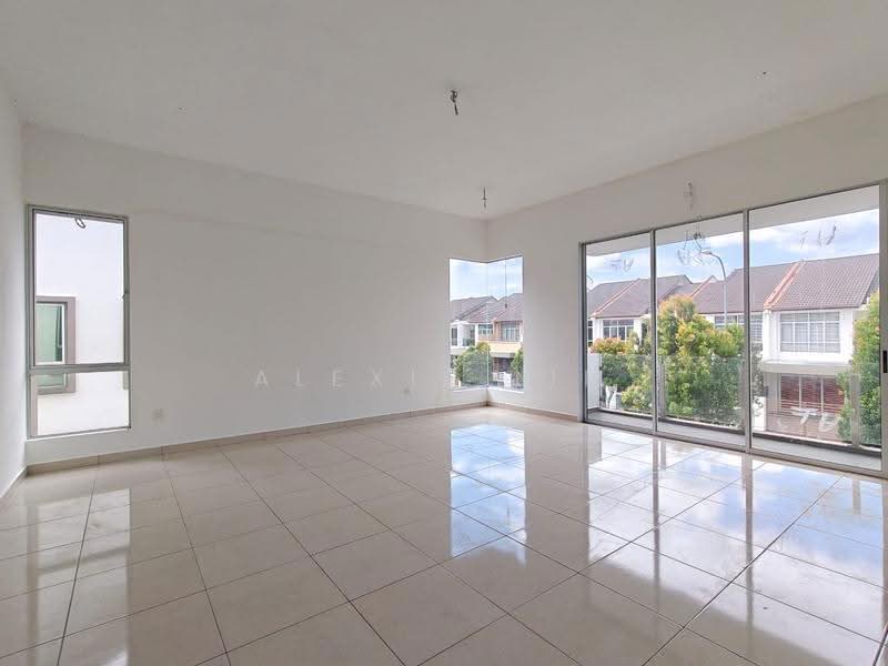 Semi-Detached House for Sale in Meru (Klang) - Alexis Lim - Living Room - PropertyGuru.com.my