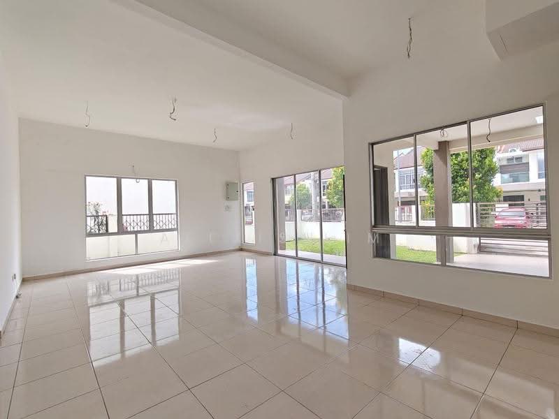 Semi-Detached House for Sale in Meru (Klang) - Alexis Lim - Living Room - PropertyGuru.com.my