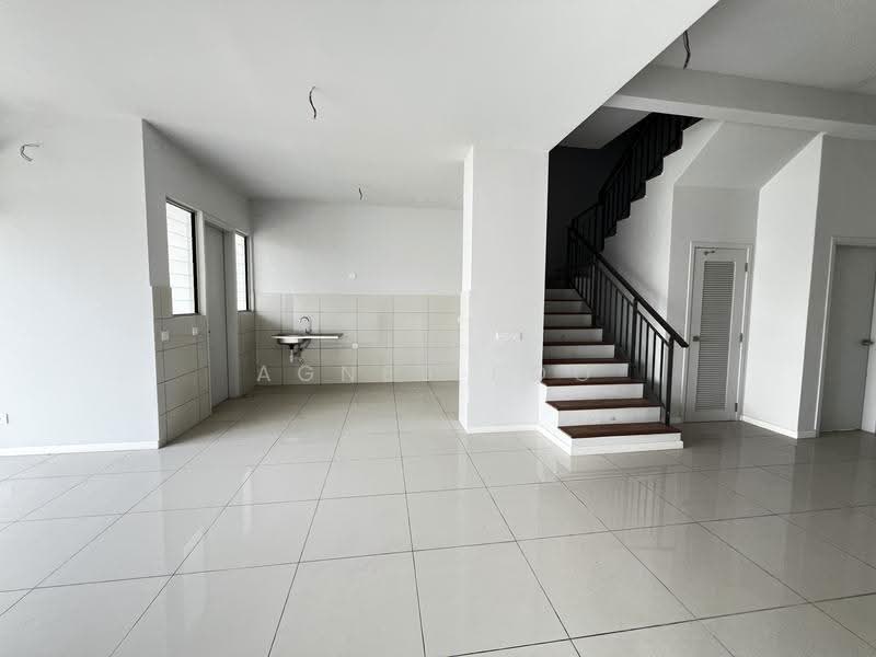 Rumah Teres untuk Dijual di Tamansari (Rawang) - Agnes Foo - PropertyGuru.com.my