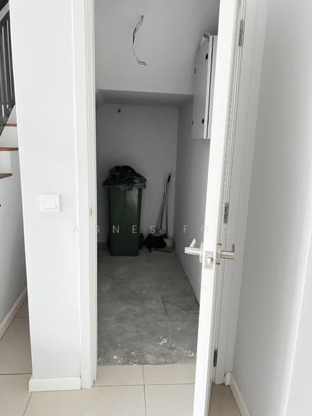 Rumah Teres untuk Dijual di Tamansari (Rawang) - Agnes Foo - PropertyGuru.com.my