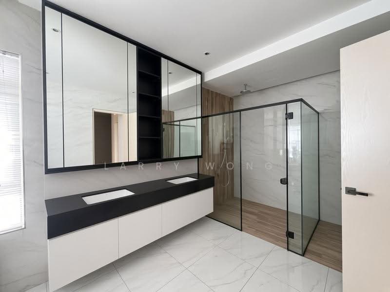 Rumah Berkembar untuk Disewa di Taman Seputeh (Seputeh) - Larry Wong - Bathroom - PropertyGuru.com.my