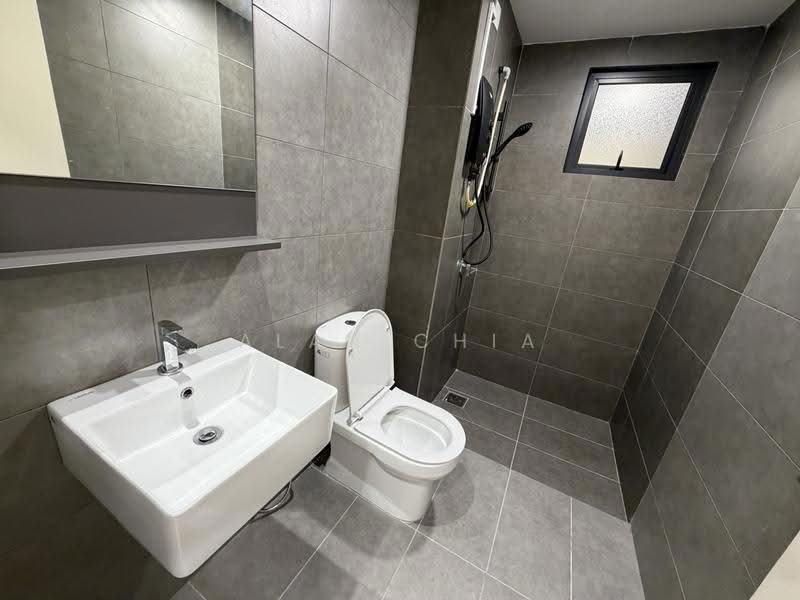 Kondominium untuk Disewa di D'Terra Residences - Alan Chia - Bathroom - PropertyGuru.com.my
