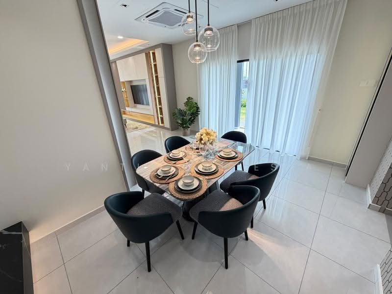 Rumah Teres 2-Tingkat untuk Dijual di Cyberjaya (Selangor) - Yantie Qaleesya - Dining Room - PropertyGuru.com.my