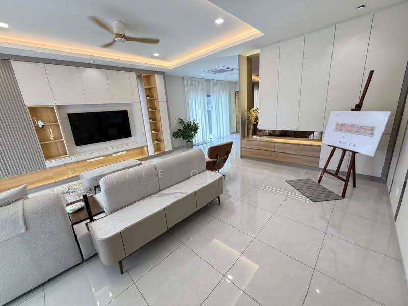 Rumah Teres 2-Tingkat untuk Dijual di Cyberjaya (Selangor) - Yantie Qaleesya - Living Room - PropertyGuru.com.my