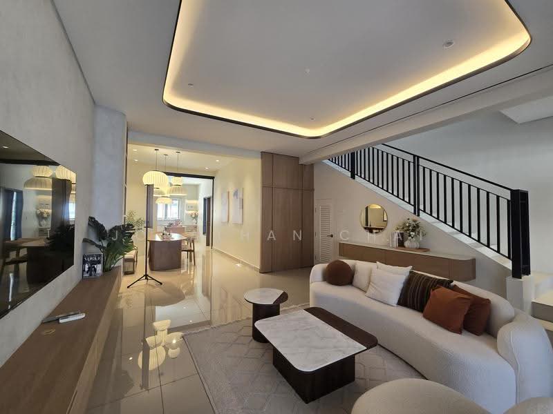2-storey Terraced House for Sale in Seksyen U11 (Shah Alam) - Jonathan Chai - Living Room - PropertyGuru.com.my