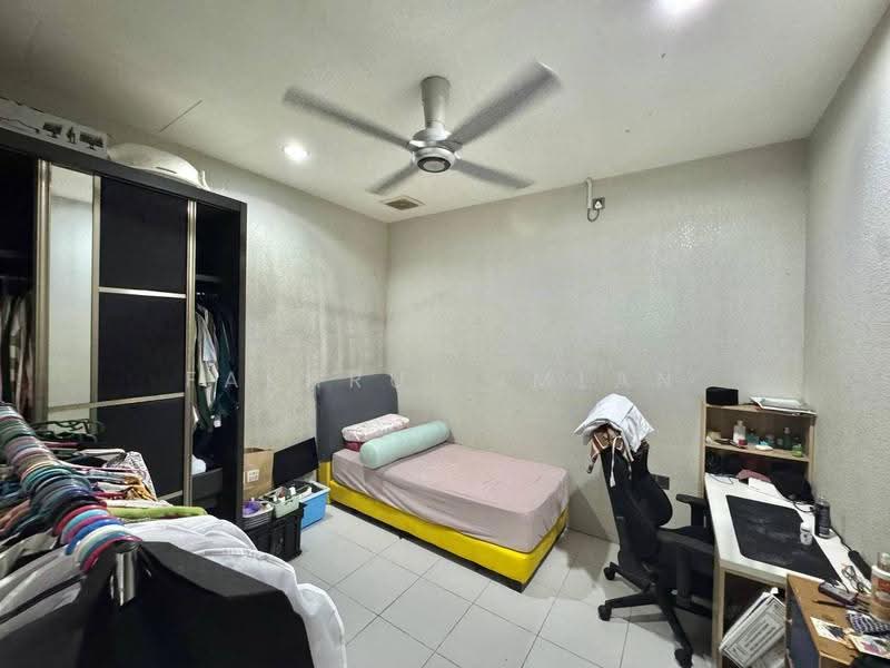 Cluster House for Sale in Taman Scientex Pasir Gudang (Pasir Gudang) - Fakhrul Imlan - Bedroom - PropertyGuru.com.my