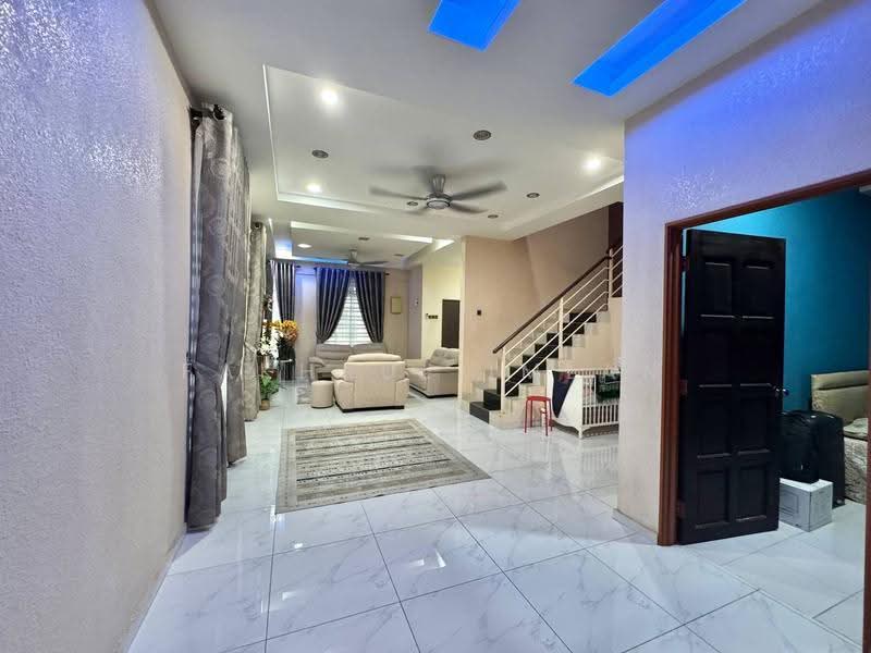 Cluster House for Sale in Taman Scientex Pasir Gudang (Pasir Gudang) - Fakhrul Imlan - Living Room - PropertyGuru.com.my
