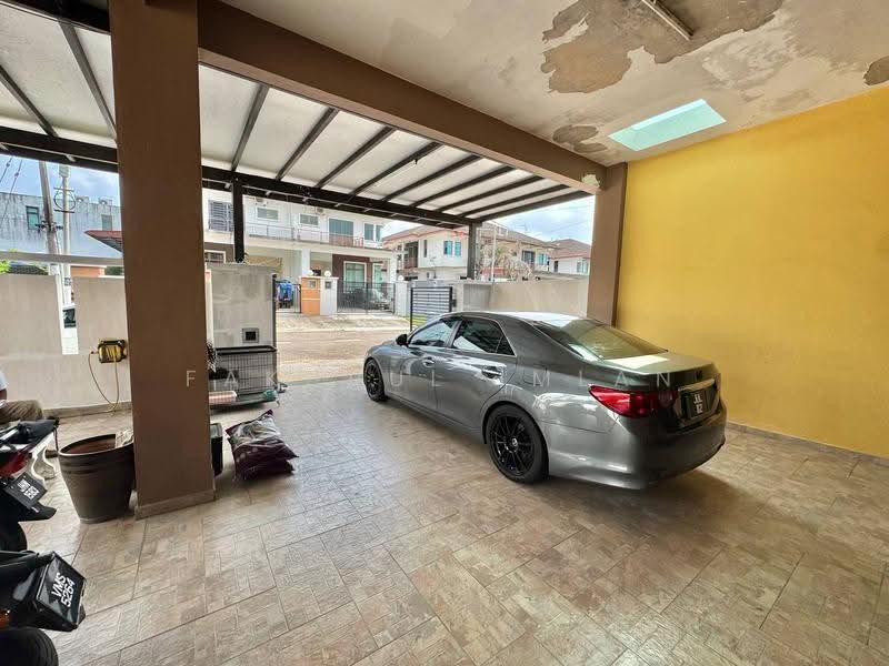Cluster House for Sale in Taman Scientex Pasir Gudang (Pasir Gudang) - Fakhrul Imlan - Exterior - PropertyGuru.com.my