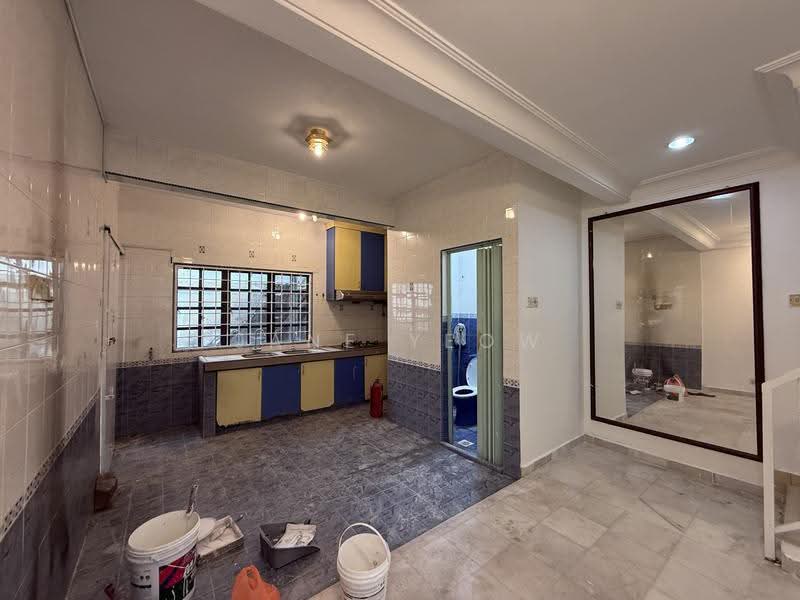Rumah Teres 2-Tingkat untuk Dijual di Batu Caves (Kuala Lumpur) - Jane Yeow - Kitchen - PropertyGuru.com.my