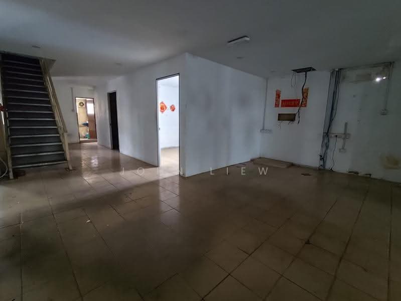 Warehouse for Rent in Sungai Buloh (Selangor) - John Liew - Interior - PropertyGuru.com.my