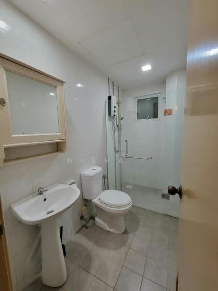 Service Residence for Rent at Scott Sentral - Nisha . - Bathroom - PropertyGuru.com.my