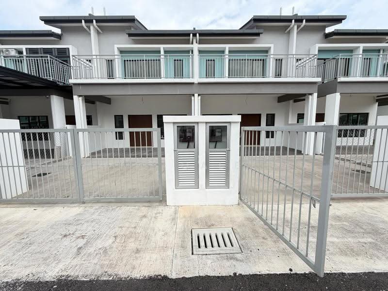 2-storey Terraced House for Sale in Dengkil (Selangor) - Yantie Qaleesya - Exterior - PropertyGuru.com.my