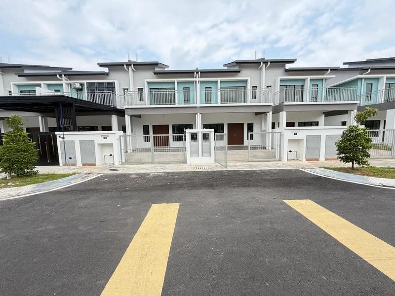 2-storey Terraced House for Sale in Dengkil (Selangor) - Yantie Qaleesya - Exterior - PropertyGuru.com.my