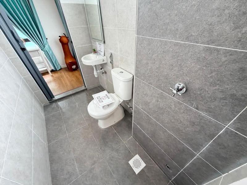2-storey Terraced House for Sale in Dengkil (Selangor) - Yantie Qaleesya - Bathroom - PropertyGuru.com.my