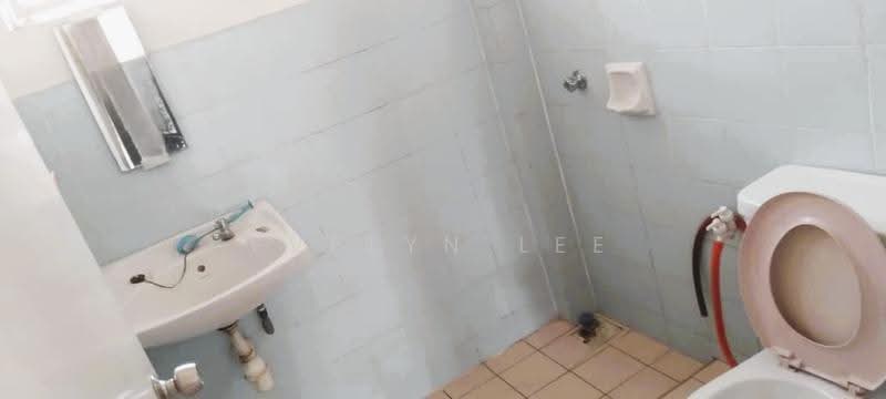 Apartment for Sale at Seri Puri - Evelyn Lee - Bathroom - PropertyGuru.com.my