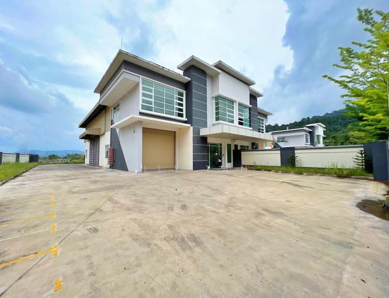 Factory for Sale in Semenyih (Selangor) - Lily Tan - Exterior - PropertyGuru.com.my